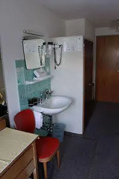 Hotell Alfa 2*
