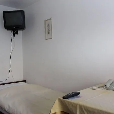Alfa Hotel